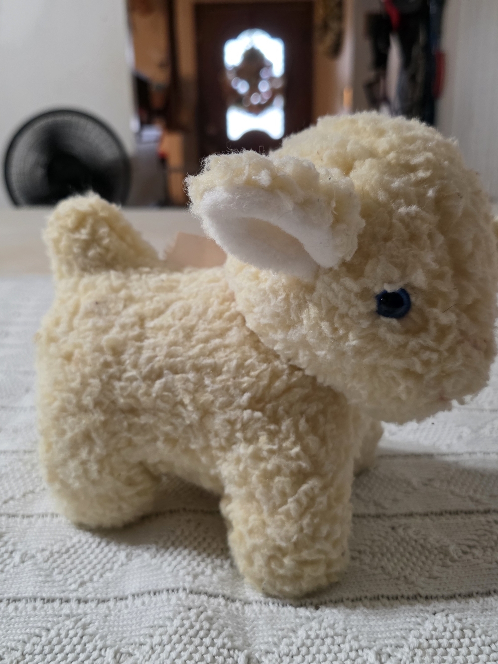 vintage Bantam musical lamb